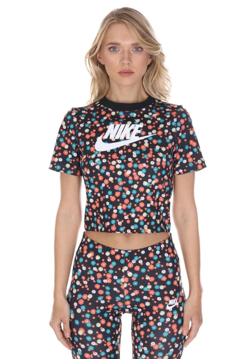 Футболка Nike женская CJ2475-010 от магазина Супер Спорт